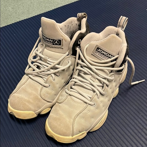 Colorful Sneaker Collection - Picture 7 of 14